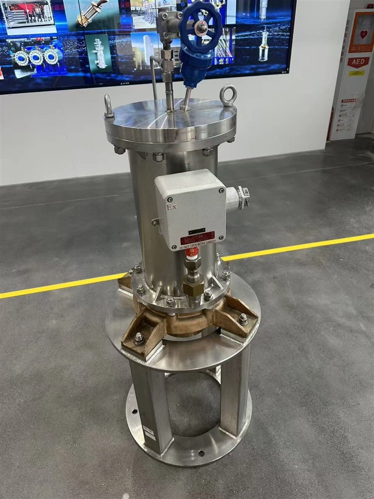 Висококачествена безуплътнителна потопяема помпа